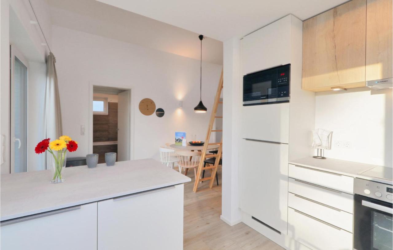 Lovely Home In Lembruch-Duemmer See With Wifi Exterior photo